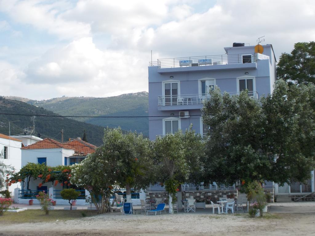 Hotel Prinos Екстериор снимка