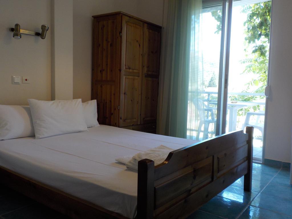 Hotel Prinos Стая снимка
