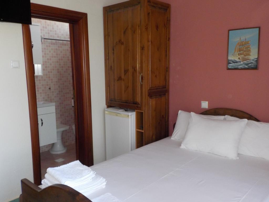 Hotel Prinos Екстериор снимка