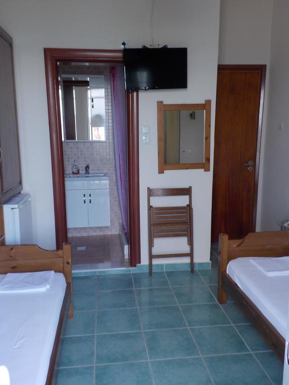 Hotel Prinos Екстериор снимка