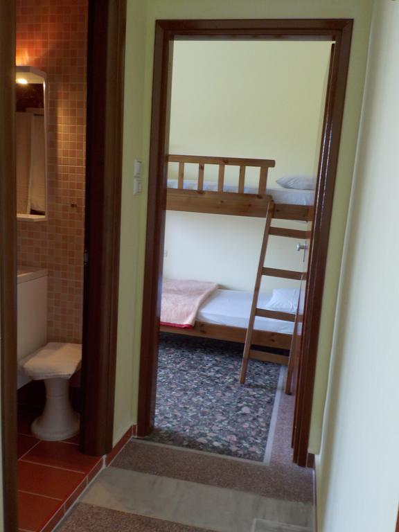 Hotel Prinos Екстериор снимка