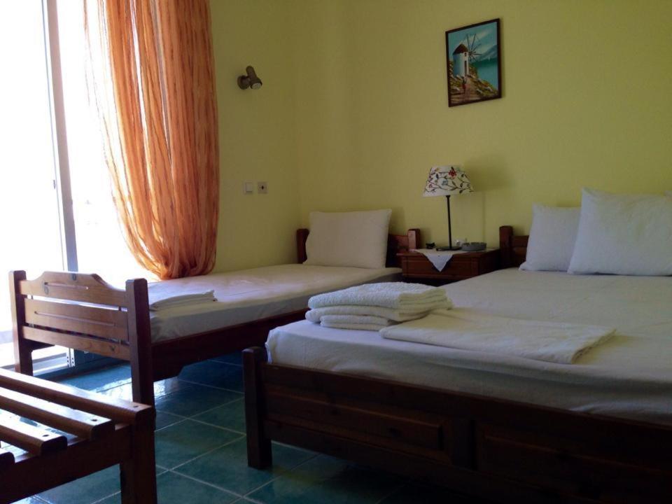 Hotel Prinos Екстериор снимка
