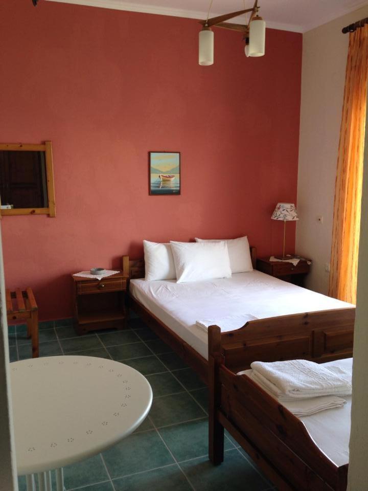 Hotel Prinos Екстериор снимка