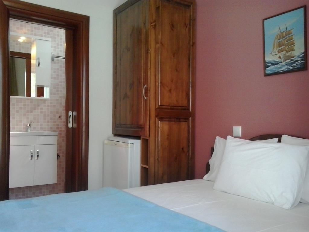 Hotel Prinos Екстериор снимка