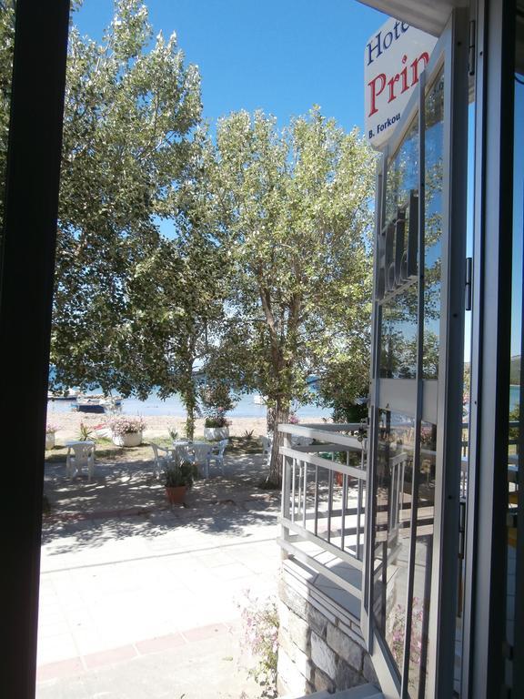 Hotel Prinos Екстериор снимка