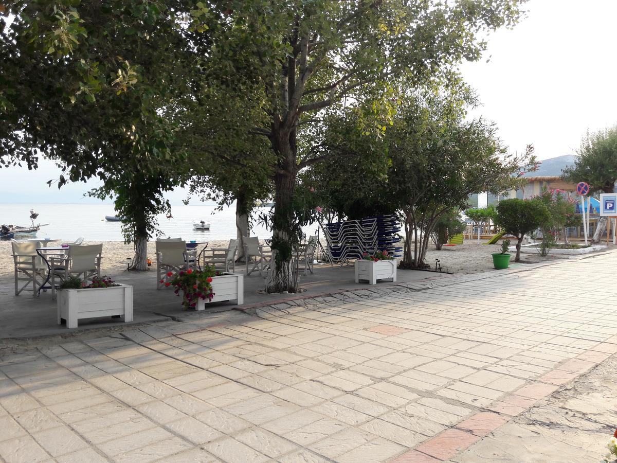 Hotel Prinos Екстериор снимка