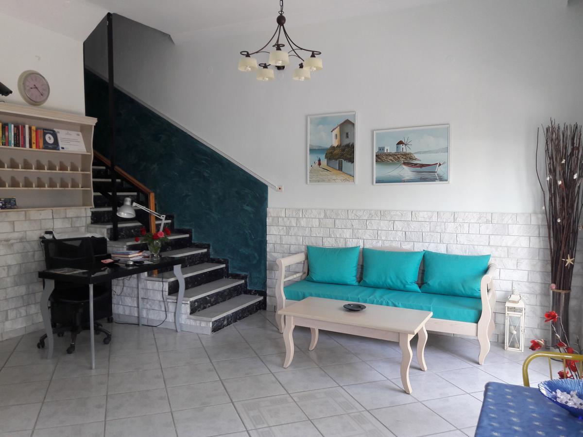 Hotel Prinos Екстериор снимка