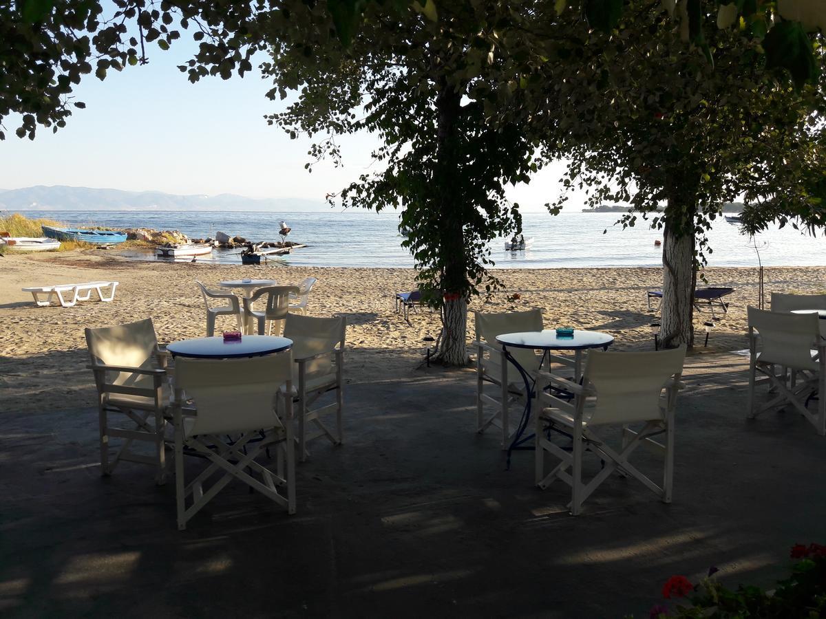 Hotel Prinos Екстериор снимка