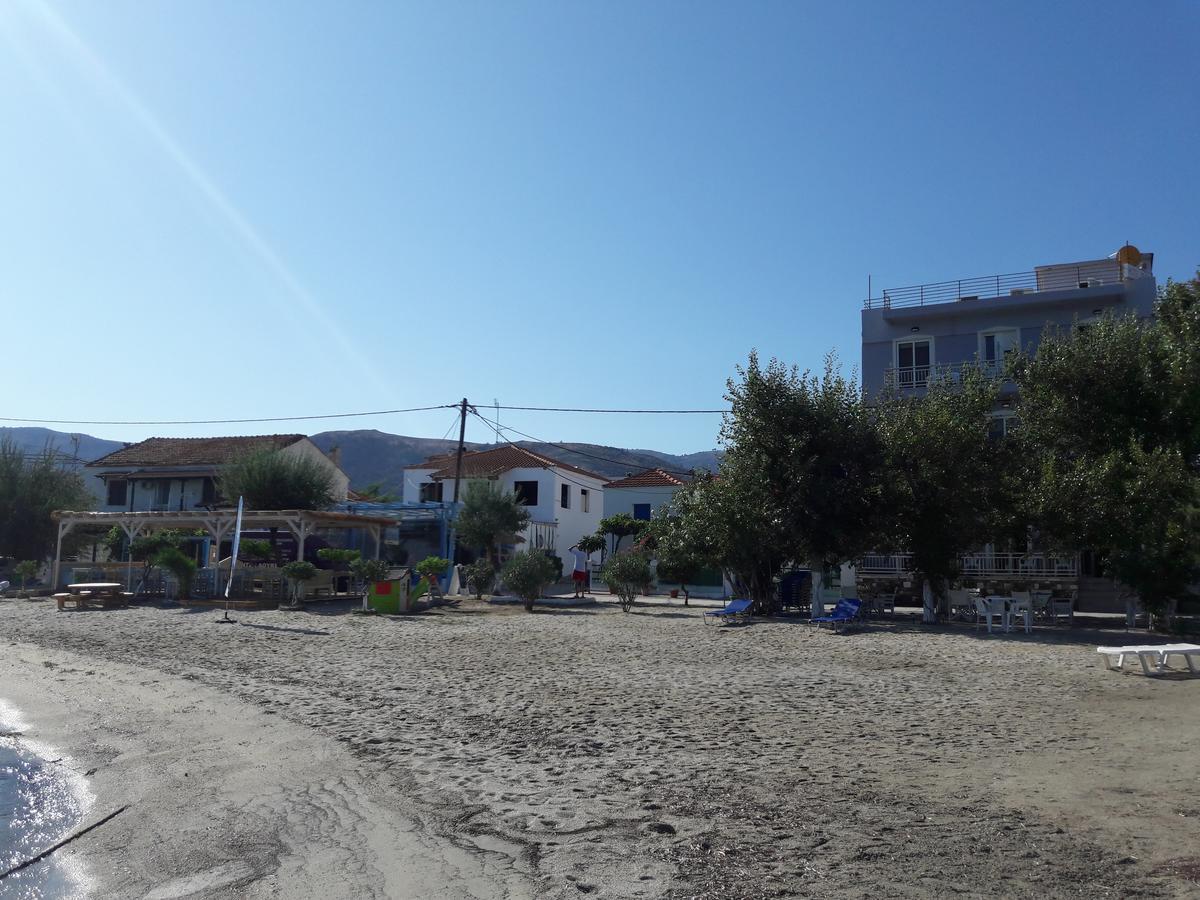 Hotel Prinos Екстериор снимка
